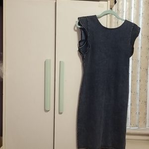 Women's dress